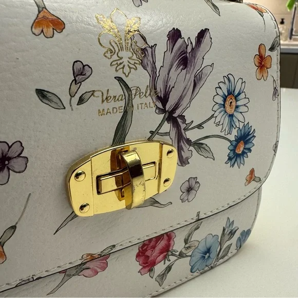 Floral White Handmade Leather Tote Bag - Picture 5 of 9